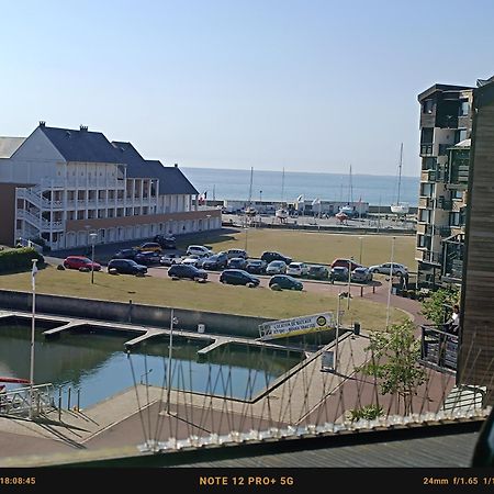Studio Neuf Vue Mer Marina Deauville Exterior foto